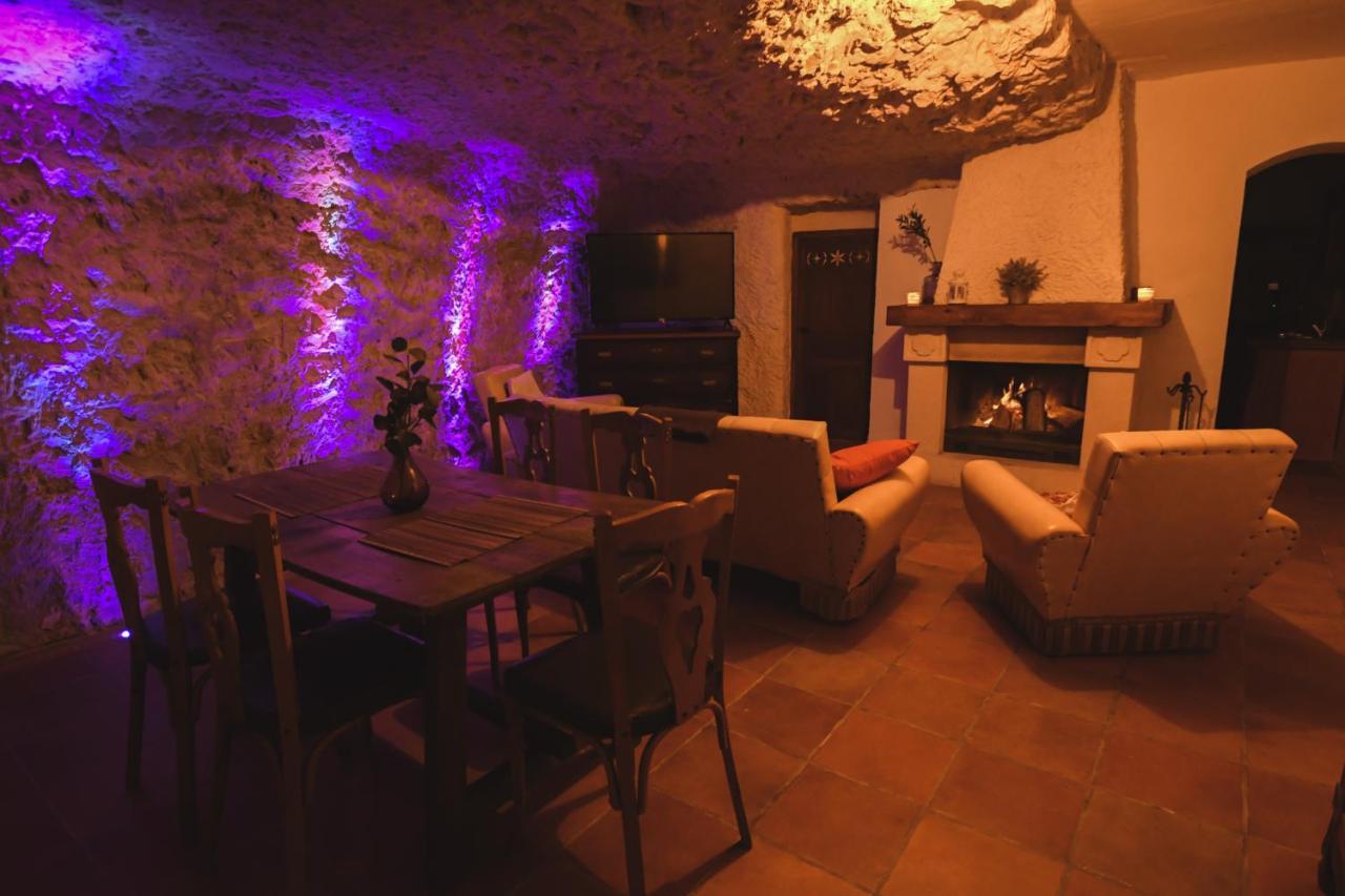 Cueva De La Abuela Maria Βίλα Alcala del Jucar Εξωτερικό φωτογραφία